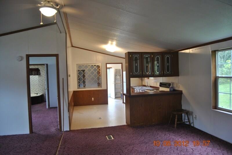 Primary Photo - 6 Dona Dr