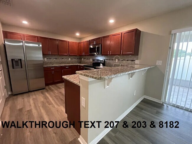 Foto del edificio - 10728 Southern Forest Dr