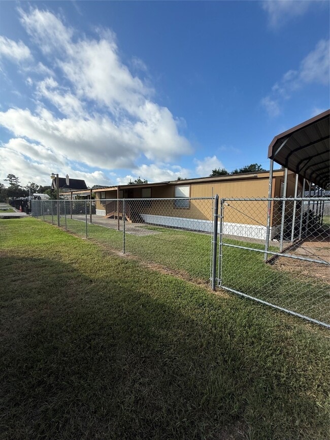 Foto del edificio - 19203 Bushwood Dr