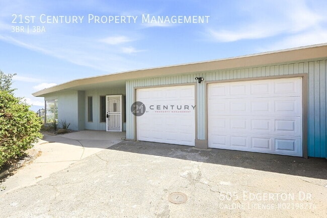 Photo - 505 Edgerton Dr- House