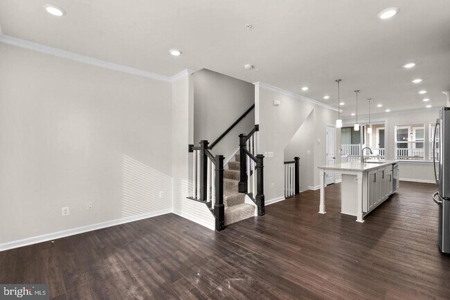 Foto del edificio - 16109 Connors Wy
