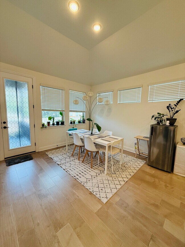 Foto del edificio - 2944 Youngwood St