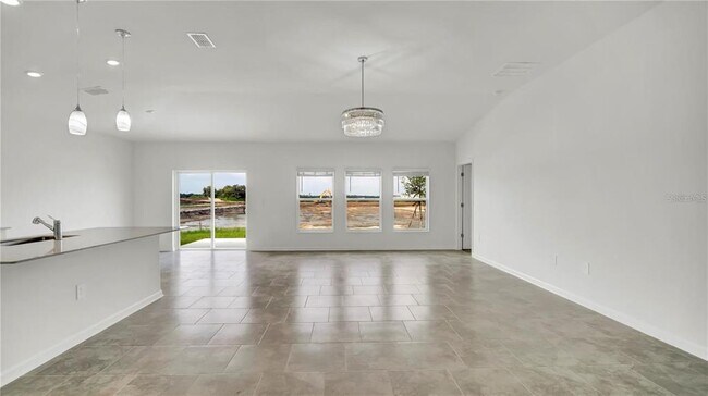 Foto del edificio - 4951 Worchester Dr