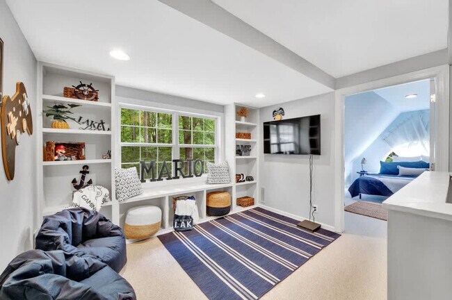 Foto del edificio - 254 Beaten Path Rd