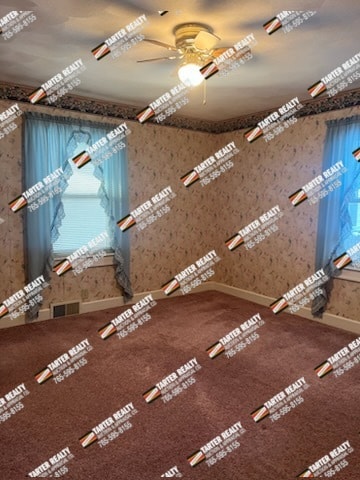 Foto del edificio - 700 W South St