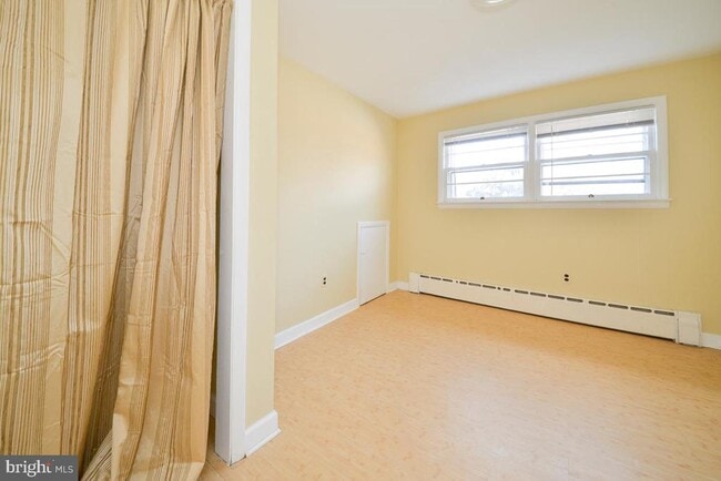 Foto del edificio - 3035 Hazelton St