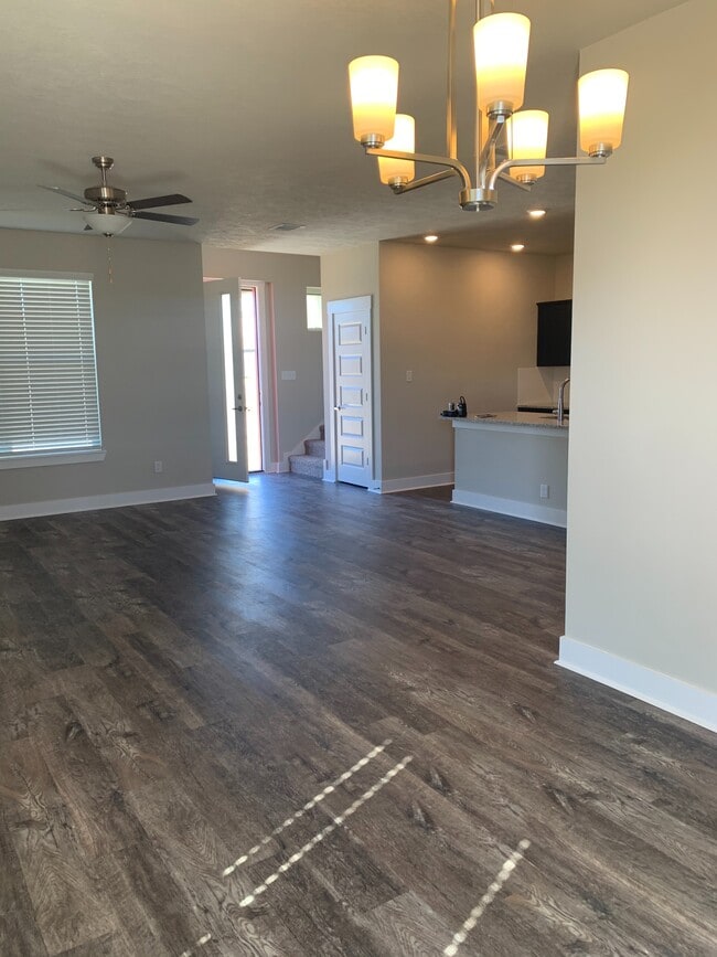 Building Photo - 2415 Chinook Way