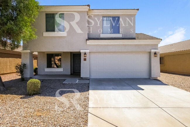 Building Photo - This lovely home is waiting for you!