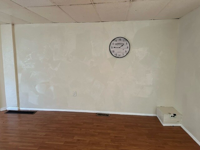 Primary Photo - 3304 W 44th St