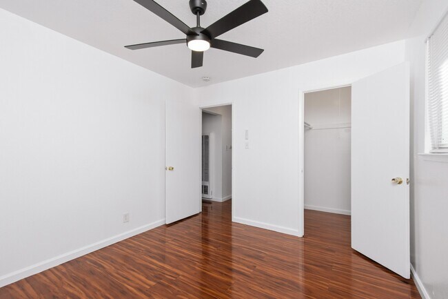 Sala de estar, 1 dormitorio, 1 baño - 1213 V St