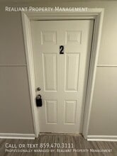 Building Photo - 2082 Fairmont Ct