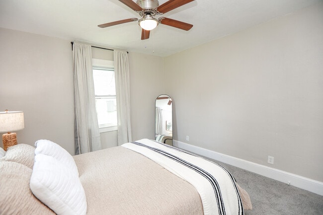 Photo - 3820 Essex Cir Townhome