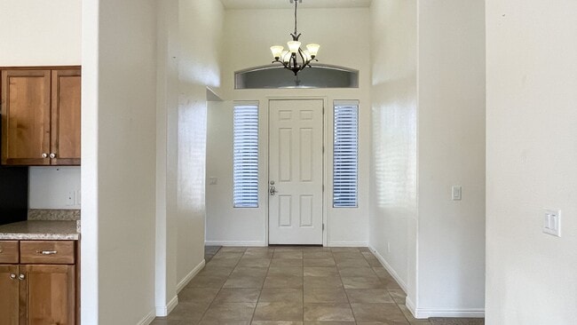 Foto del edificio - 4 Bedroom Treasure Valley Home Near Crimson High School