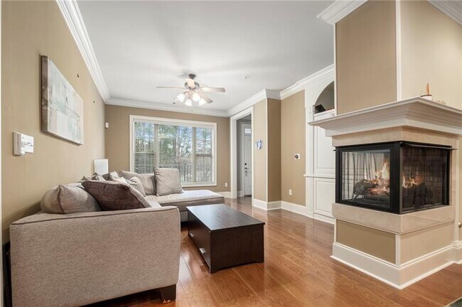 Foto del edificio - 2300 Peachford Rd