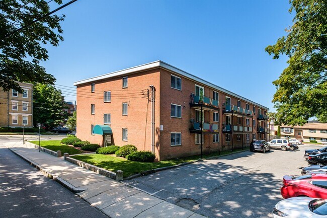 Foto del edificio - 95-99 Maple St