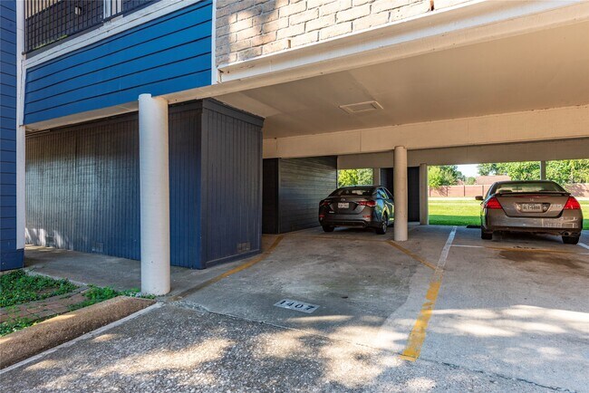 Building Photo - 18519 Egret Bay Blvd