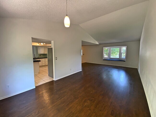 Photo - 4956 S Dillon St House