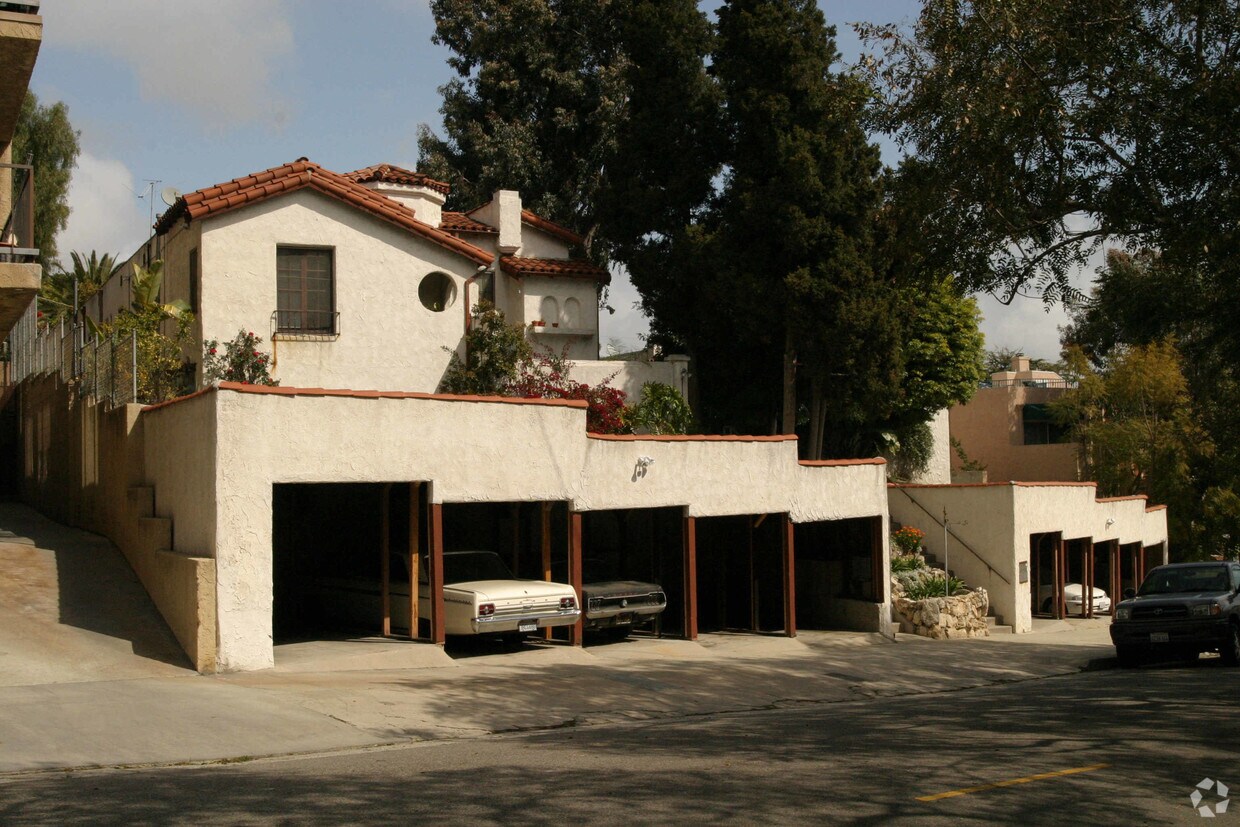 Primary Photo - 1160 W 11th St