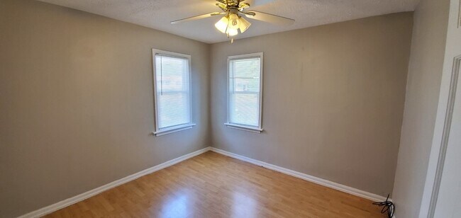 Foto del edificio - 1757 16th St SE