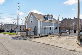 Building Photo - 145 E 14th St