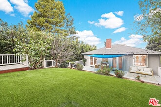 Building Photo - 11423 Sunshine Terrace