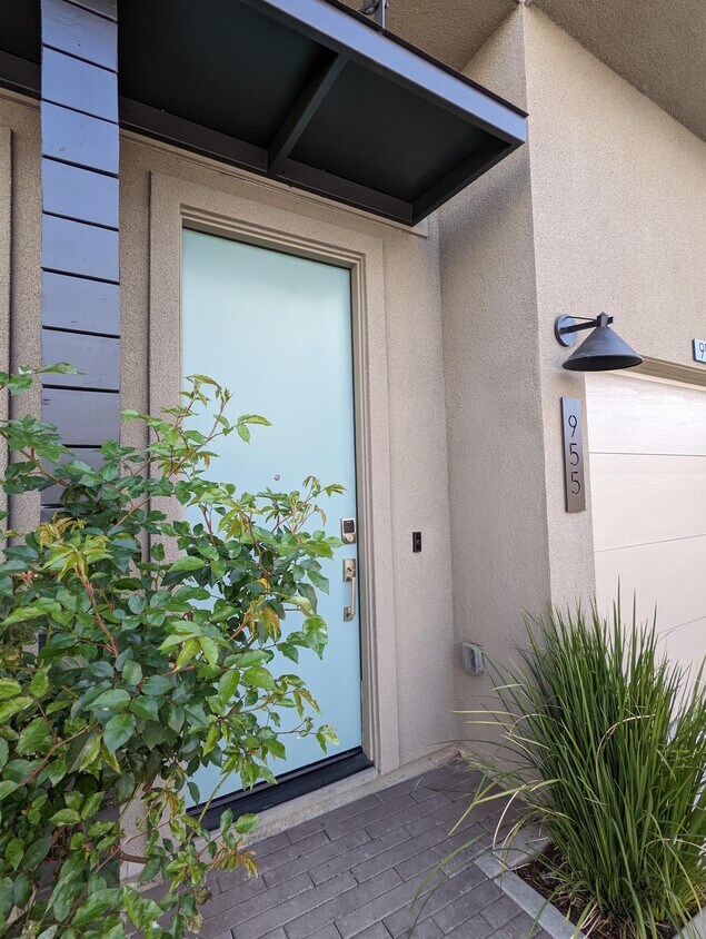 Foto principal - 955 Edy Ln
