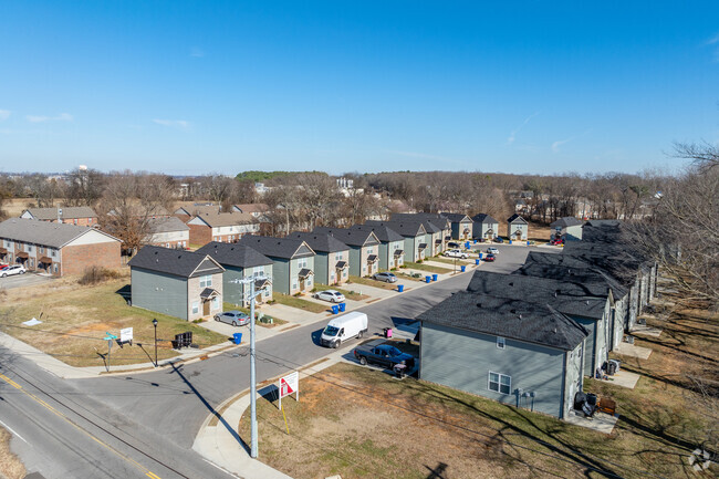 Building Photo - Honeycomb Heights