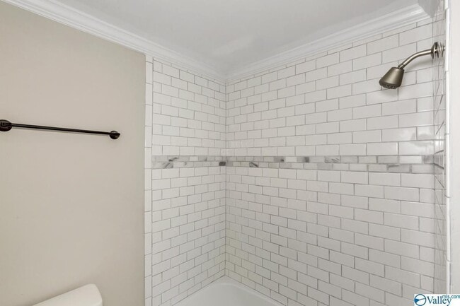 Building Photo - 2223 SE California St