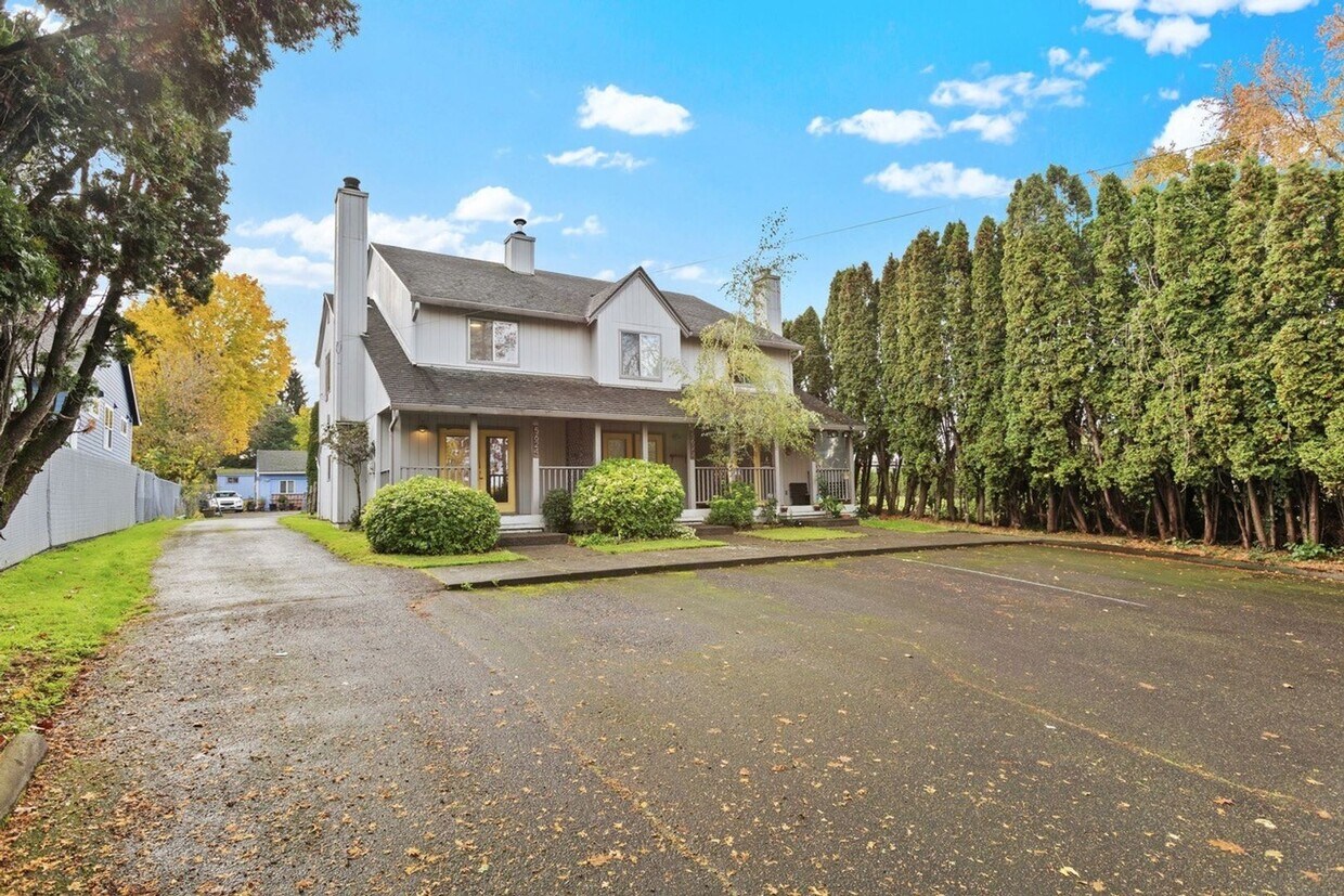 Foto principal - 5620-5624-5624 NE Killingsworth St