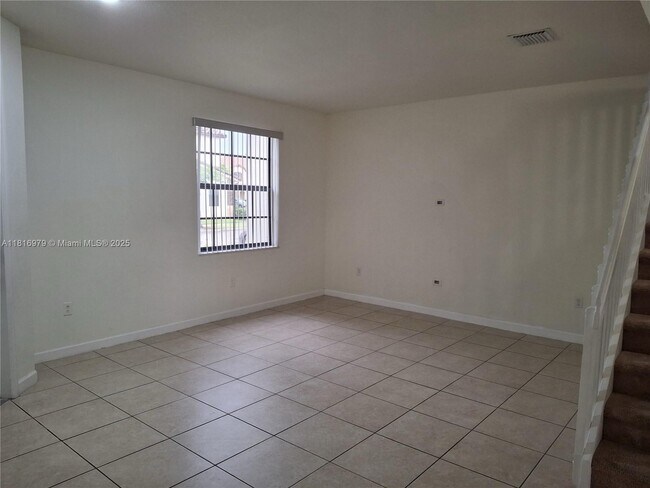 Building Photo - 9320 W 33rd Ln