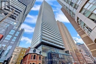 Building Photo - 15-1715 Grenville St