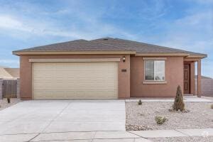 Building Photo - 2615 Desi Loop