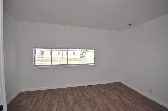 Foto del edificio - 3 Bed 2 Bath House in Paducah