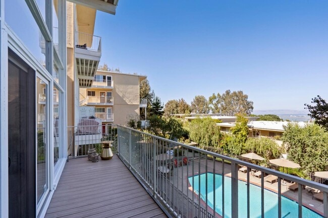 Building Photo - 3003 Melendy Dr