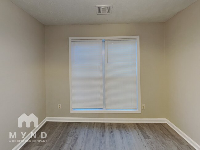 Foto del edificio - 12046 Harbour Town Pkwy
