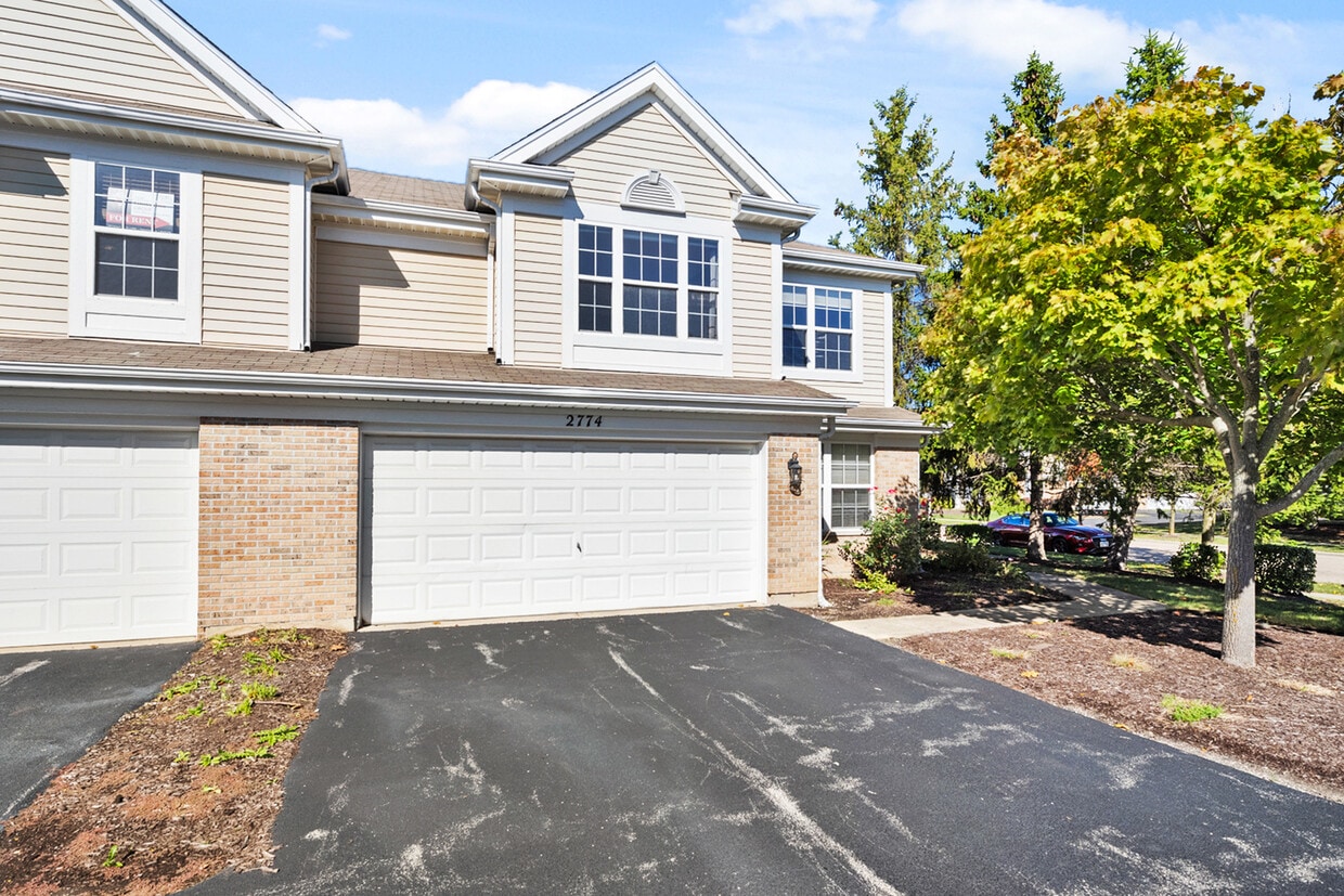 Primary Photo - 2774 Borkshire Ln