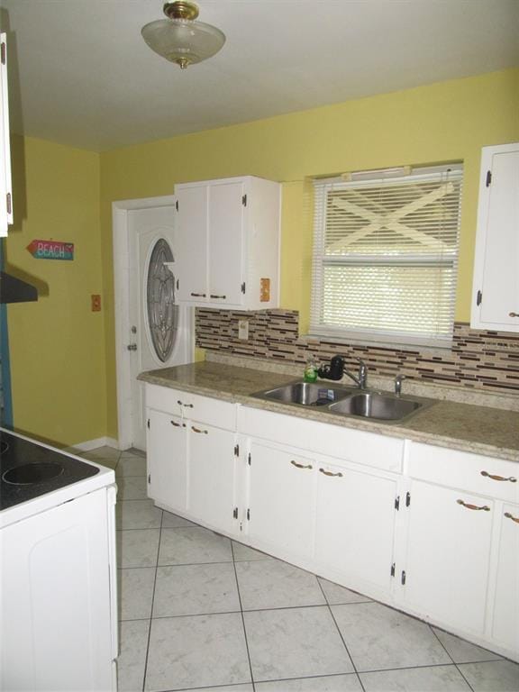 Building Photo - 21267 Gladis Ave