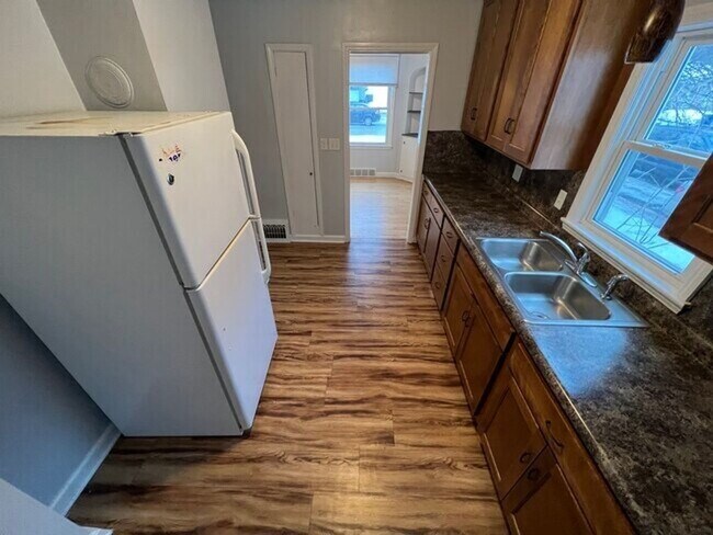 Building Photo - Click the “Apply Now” button or email wapmrentals@gmail.com for a prompt response.