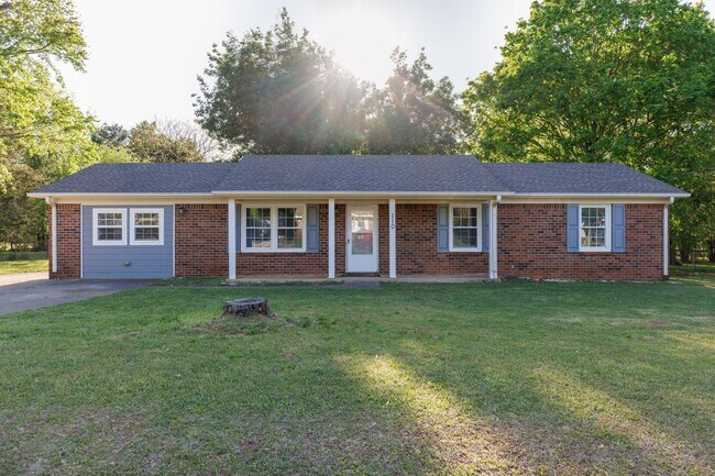 Foto del edificio - 110 Greenwood Cir