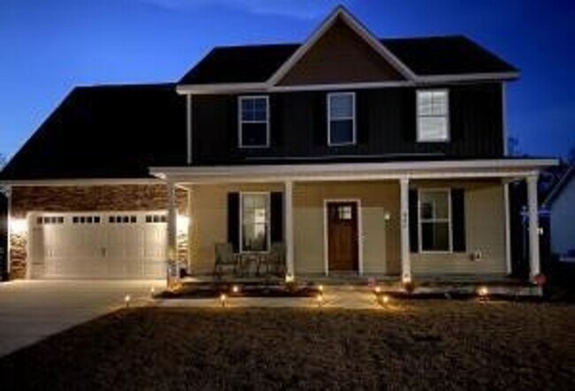 Building Photo - 225 Holly Grove Ct E
