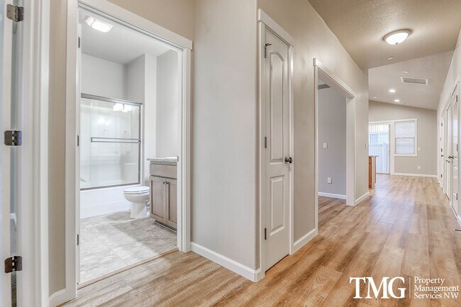 Building Photo - Modern Living with A/C and Attached Garage!