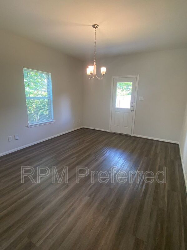Foto del edificio - 8225 Madera Rd