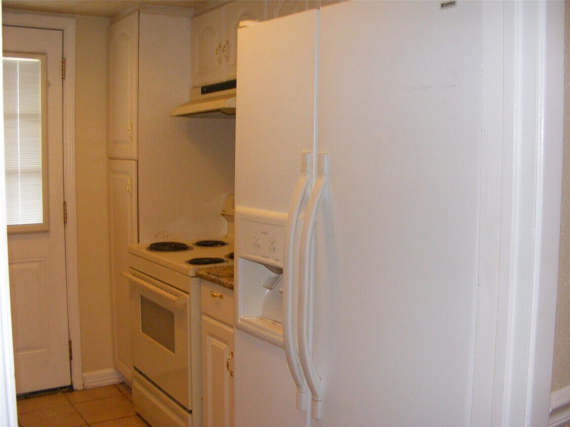 Primary Photo - 7037 Chasewood Dr