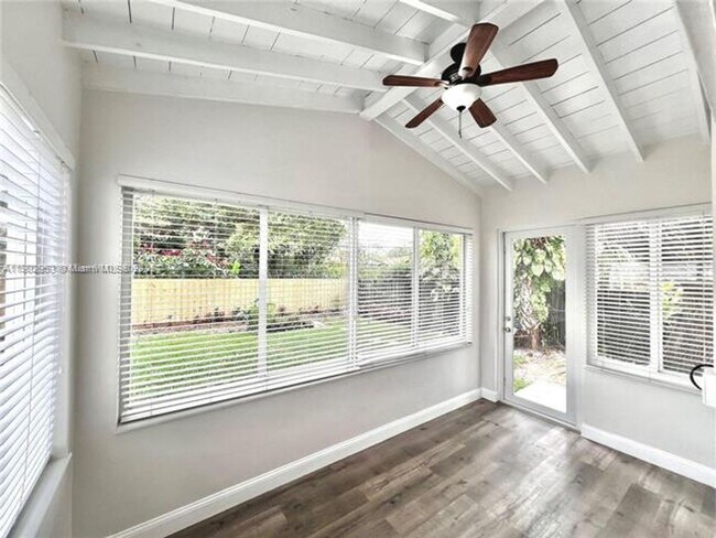 Foto del edificio - 5924 SW 41st St