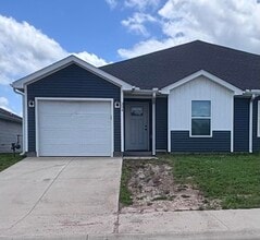 Building Photo - 324 Alex Jordan Dr.