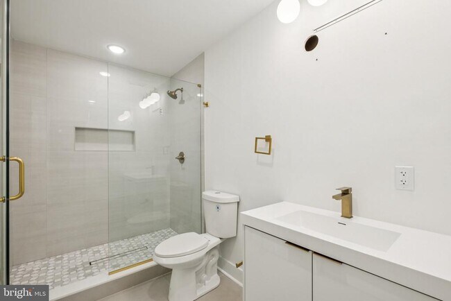 Foto del edificio - 5034 Florence Ave