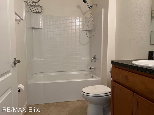 Building Photo - 3 br, 2 bath House - 728 Remington Green Dr