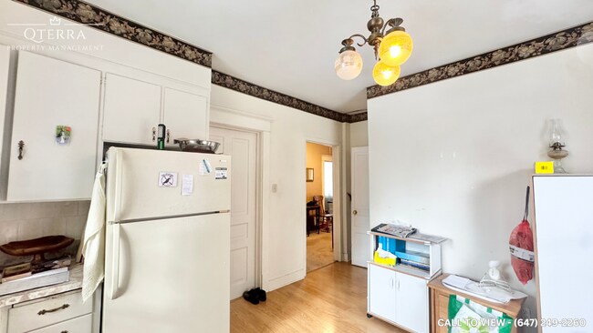 Photo du bâtiment - 100 Delhi St