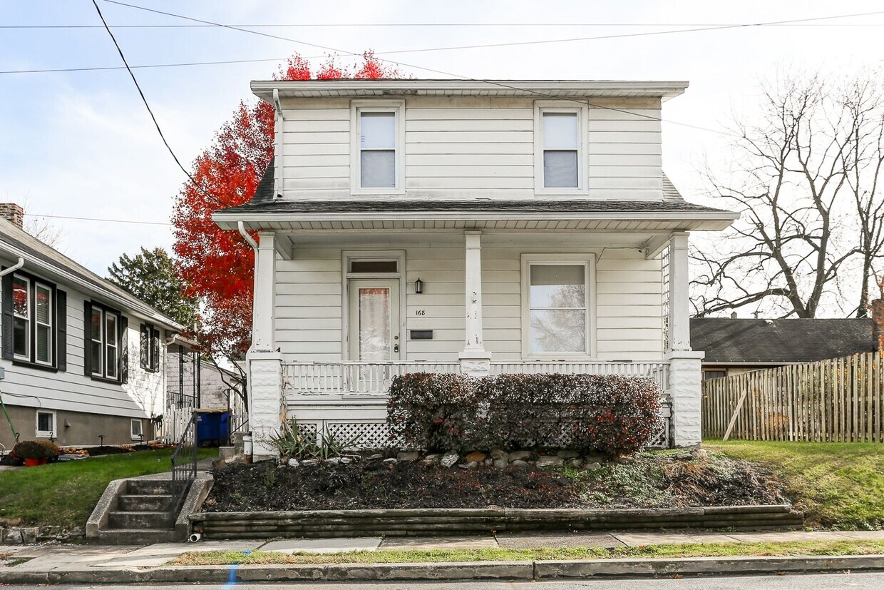 Primary Photo - 2 Bed, 1 Bath Single Family home in New Cu...