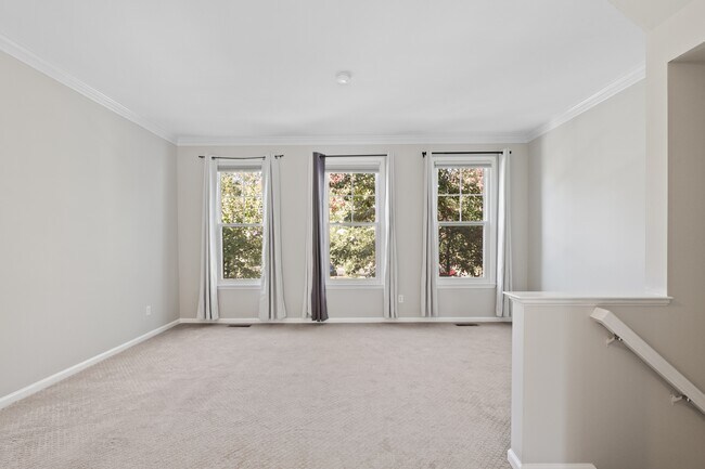 Foto del edificio - 21504 Welby Terrace